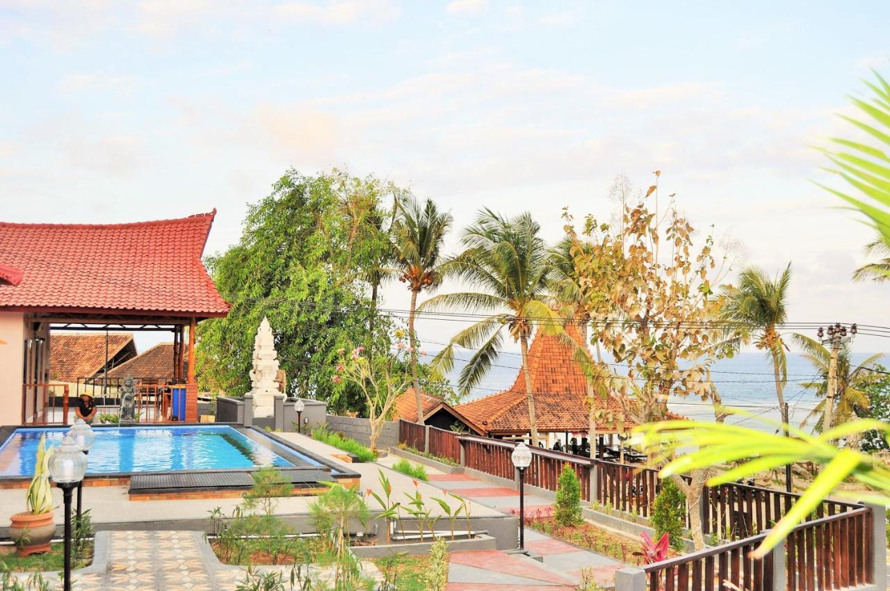 Surya Chandra Beach Bungalow Batununggul المظهر الخارجي الصورة