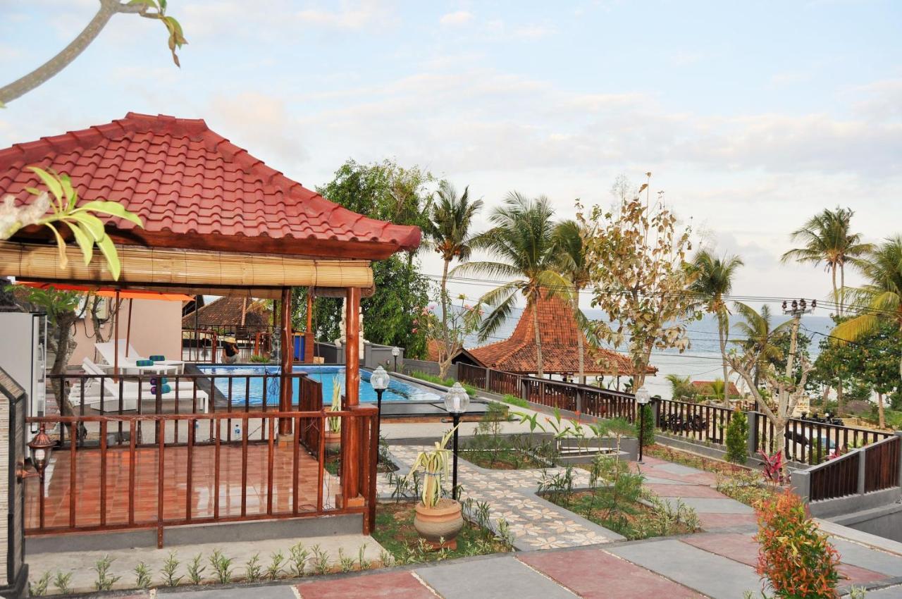 Surya Chandra Beach Bungalow Batununggul المظهر الخارجي الصورة