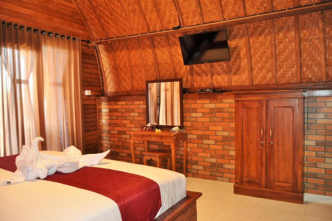 Surya Chandra Beach Bungalow Batununggul المظهر الخارجي الصورة