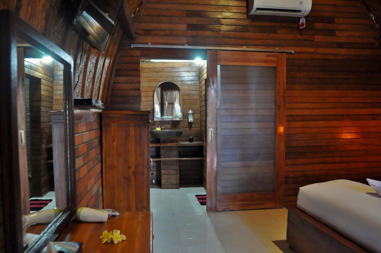 Surya Chandra Beach Bungalow Batununggul المظهر الخارجي الصورة