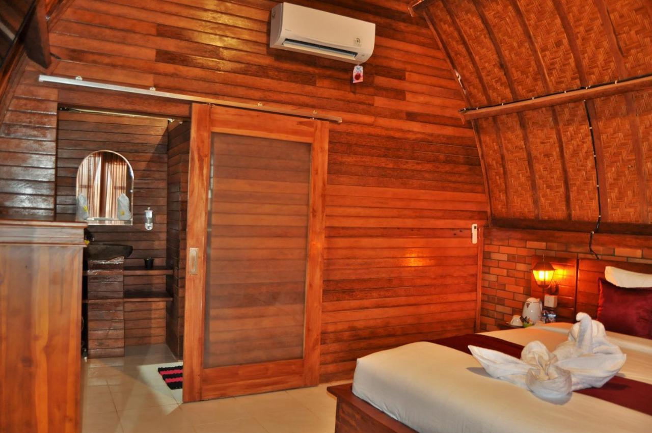 Surya Chandra Beach Bungalow Batununggul المظهر الخارجي الصورة